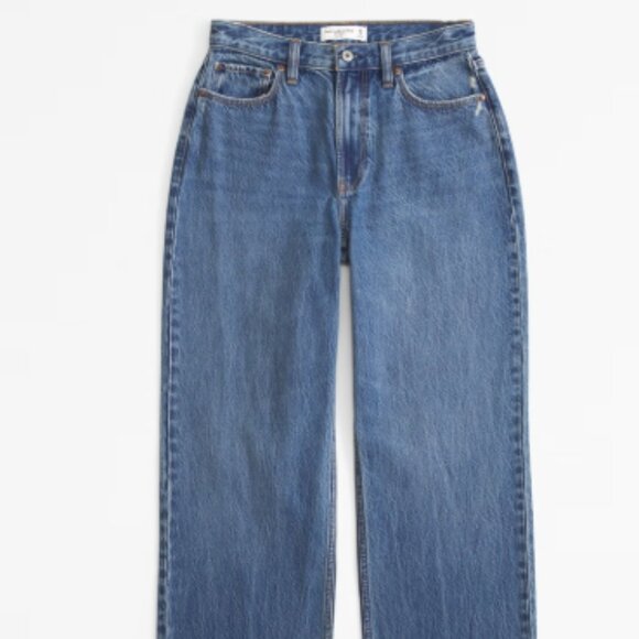 Abercrombie Curve Love High Rise Loose Jean [small hole!] - Picture 2 of 7